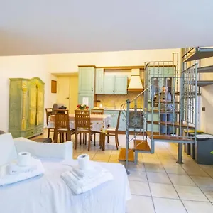 A Casa Di Maria , Naples Italy