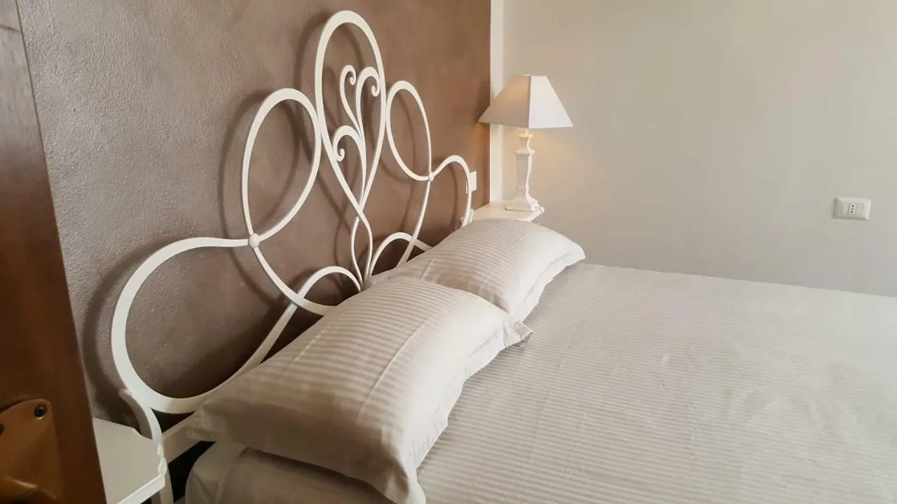 Residenza Via Rocca Tre Apartment Lazise Italy
