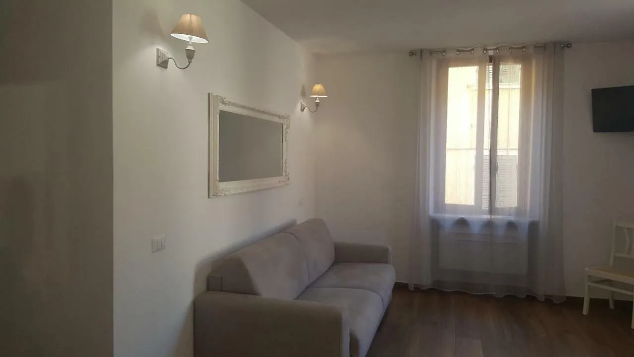 Residenza Via Rocca Tre Apartment Lazise Italy